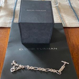 💯 Authentic David Yurman Bow charm bracelet!